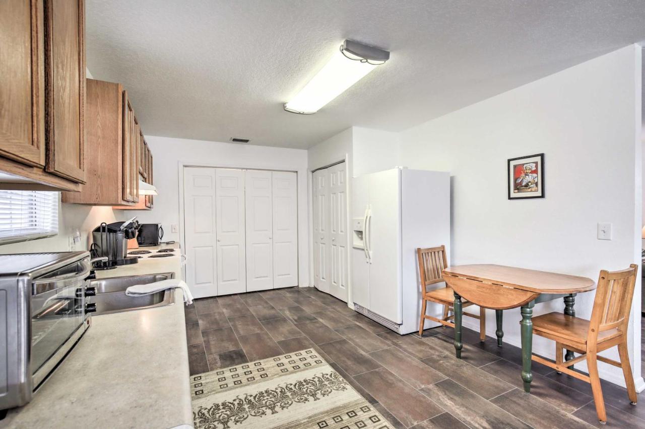 Home With Bbq About 1 Mi To Indian Rocks Beach And Golf Largo Exterior photo