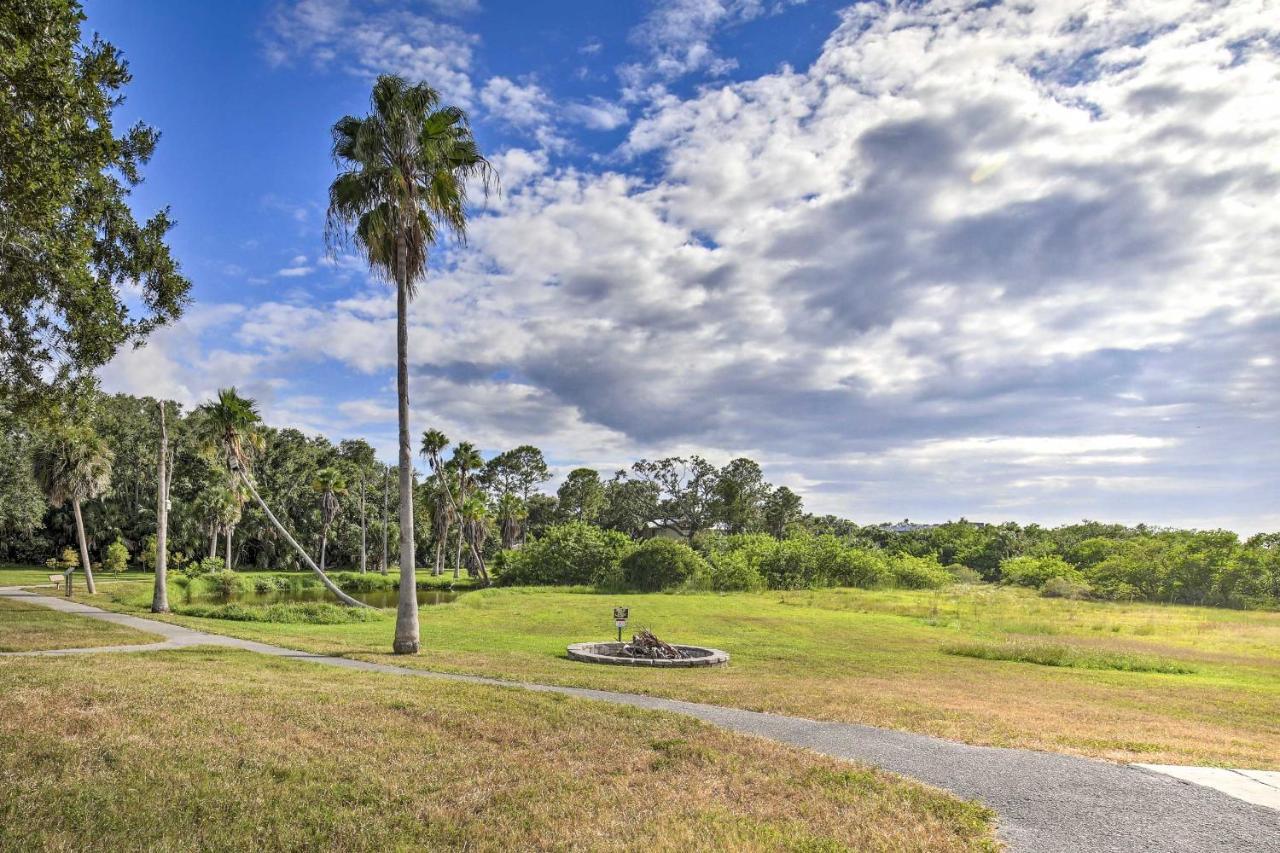 Home With Bbq About 1 Mi To Indian Rocks Beach And Golf Largo Exterior photo
